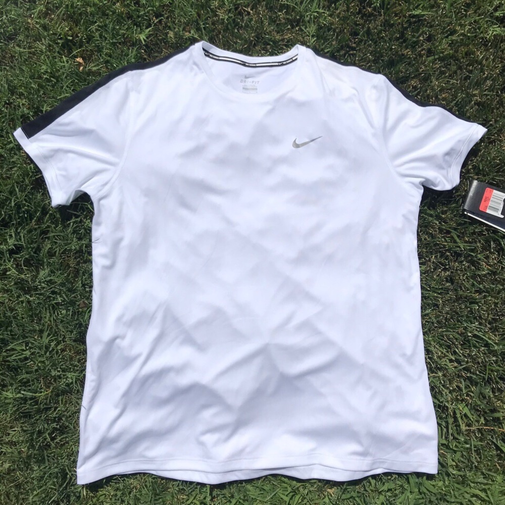 Nike Running White Tee ✨